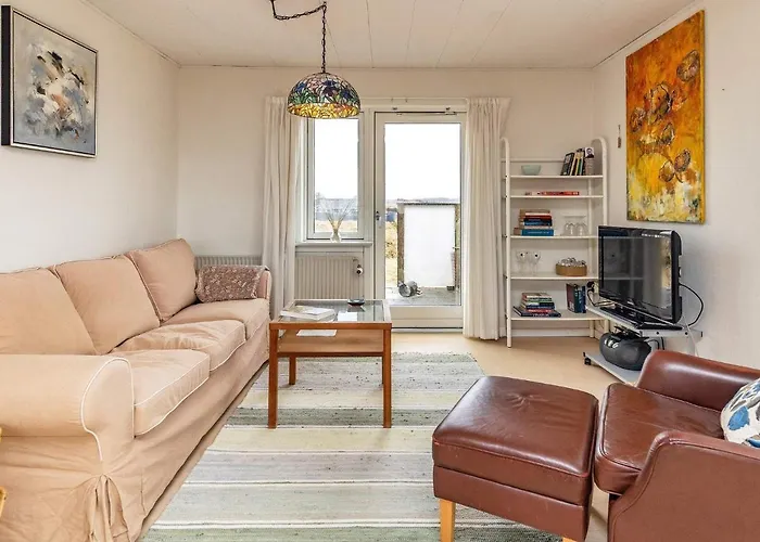 4 Person In Casa de Férias Frostrup